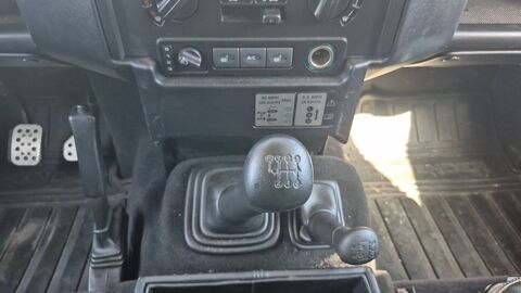 Defender 3 2.2 TDCi 122 4WD SE 2012 occasion 89770 Chailley