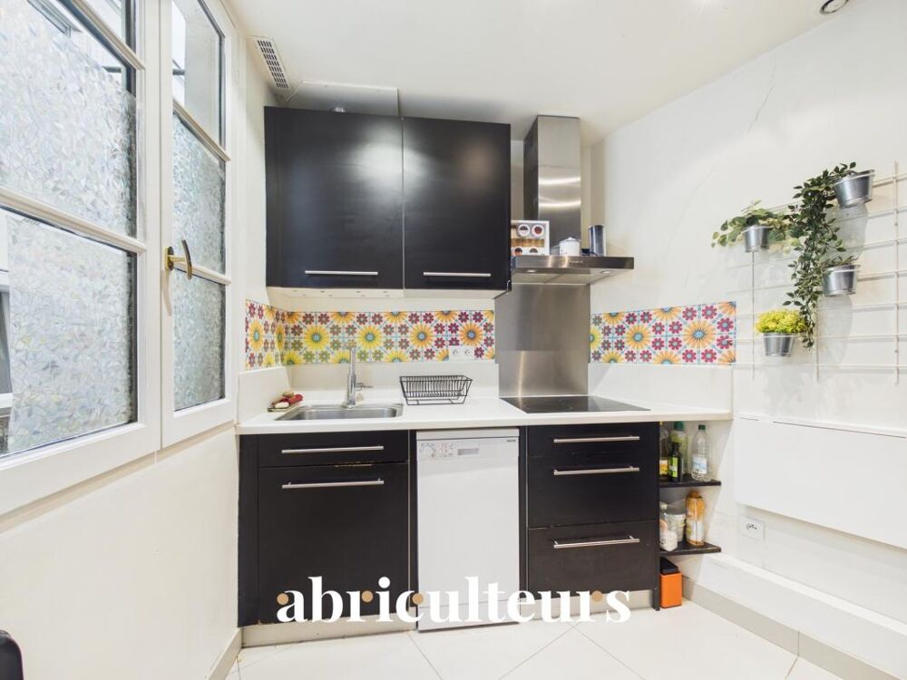à vendre  Appartement Paris 18