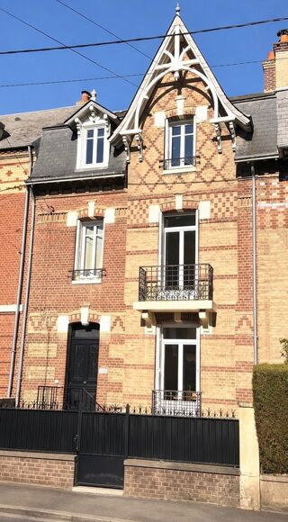  Maison � vendre 7 pi�ces 145 m�