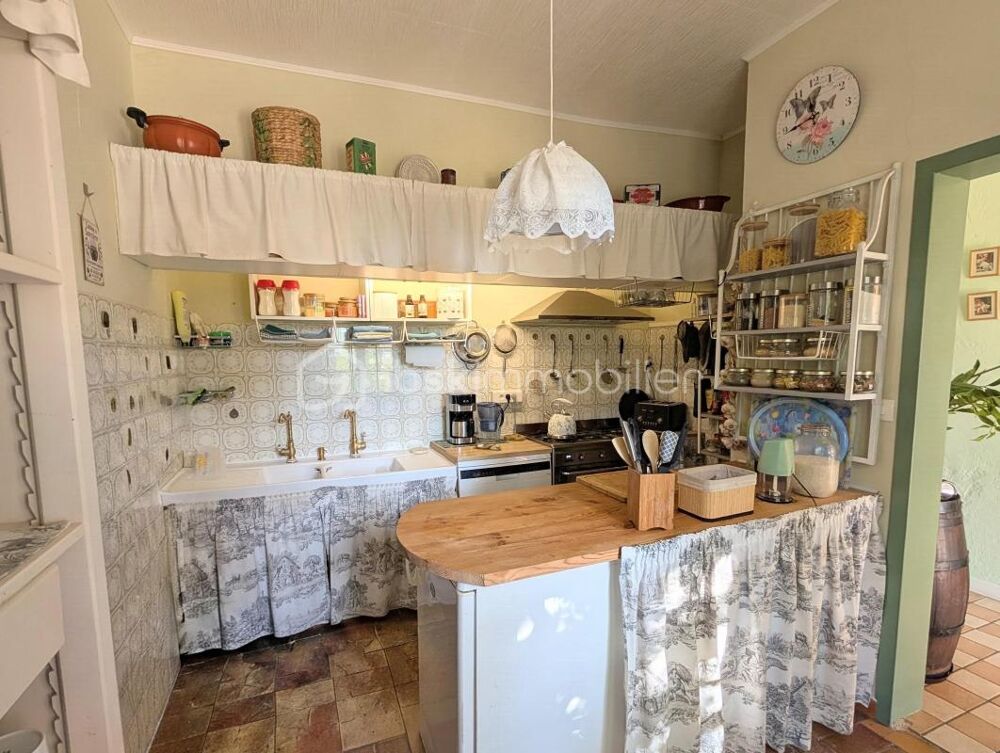 Vente Maison Maison de caractère + terrain professionnel avec permis d'aménager Marguerittes