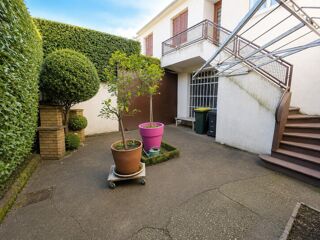  Maison à vendre 13 pièces 435 m²