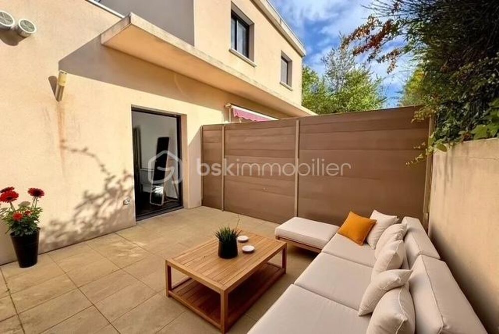 À vendre  Maison contemporaine avec appartement indépendant  Saint-Jean-de-Védas