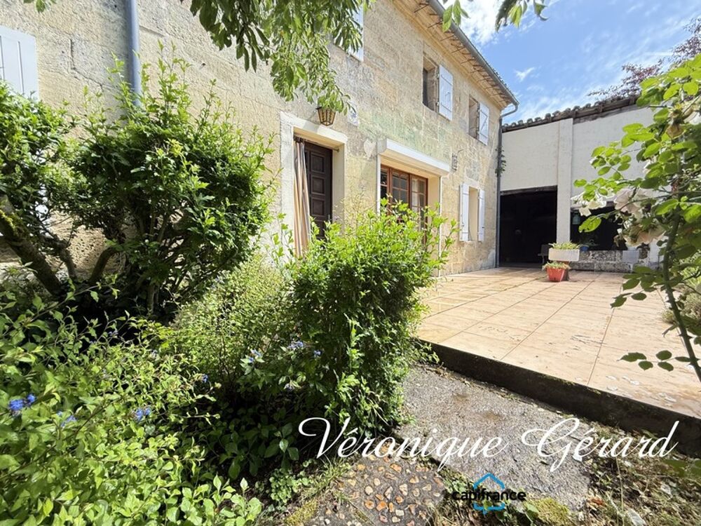 Authentique maison de caractère en pierre du XVIIIe siècle avec 200 m² habitables, dépendances et jardin clos