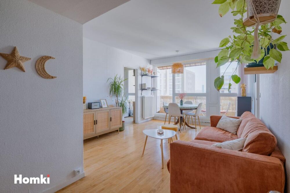 Vente Appartement VILLEURBANNE – T2 Bis DE 48,56 M² – 13? ÉTAGE – LUMINEUX – BALCONS – PARC – Villeurbanne