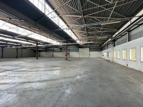   À VENDRE - cellule d'activités - CU MONTCEAU / CREUSOT 