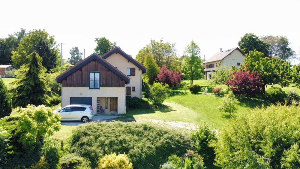 SAINT GEOIRE EN VALDAINE Villa 5 pièce(s) 151 m2