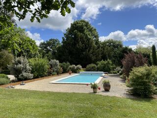 Propriété/château à vendre 11 pièces 280 m²