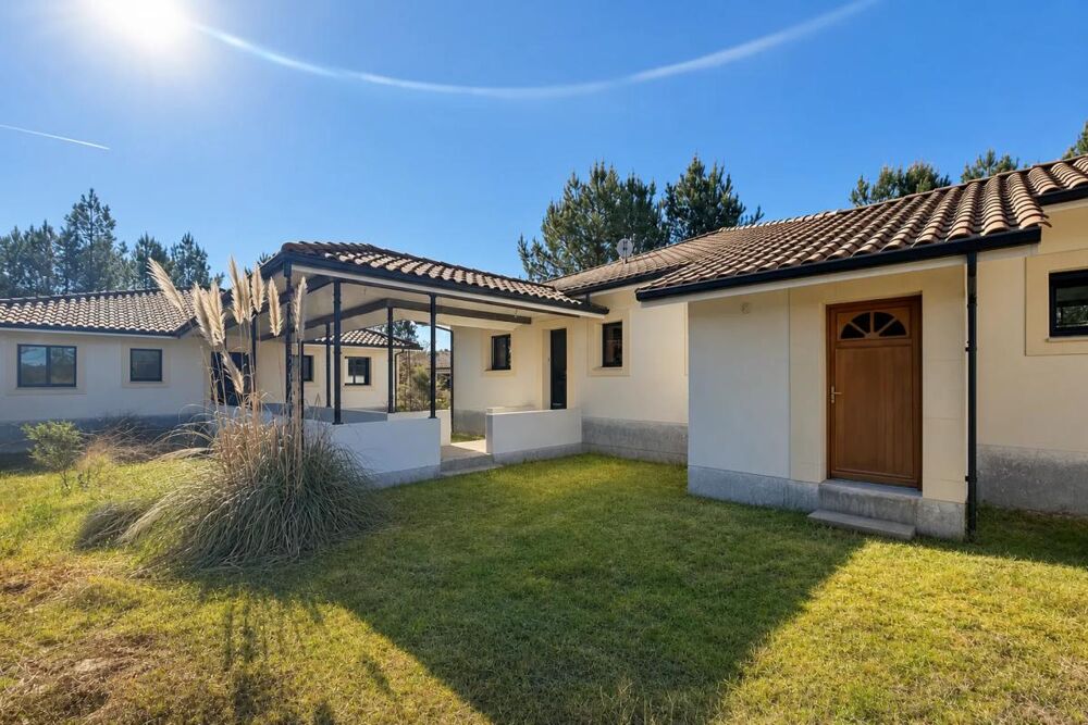 Maison spacieuse de 9 pièces à Lugos