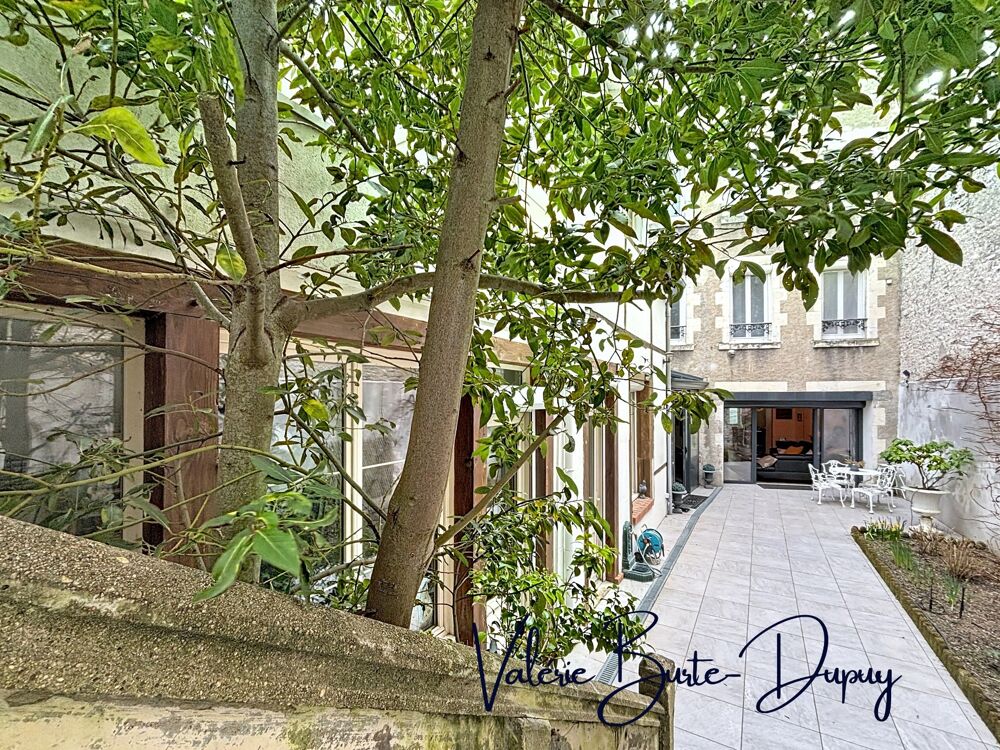 Orléans St Vincent-Pac pasteur Maison de ville à vendre 213m2 5 Chambres et terrasse arborée