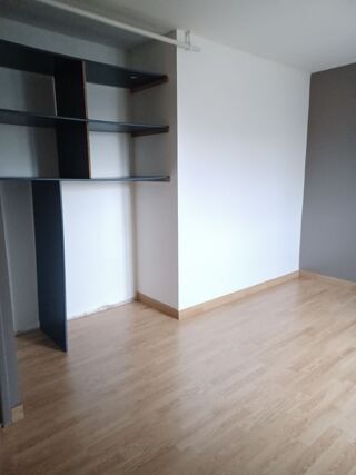  Maison à louer 6 pièces 110 m² Bellevigne en layon