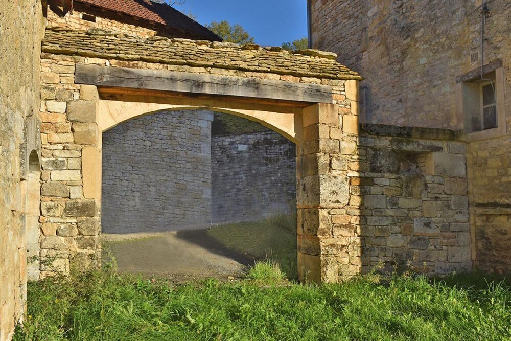 Vente Maison Maison de catactère Coly Saint Amand 6 pièce(s) 180 m2 Coly saint amand