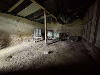  Remise / Grange  vendre 2 pices 150 m