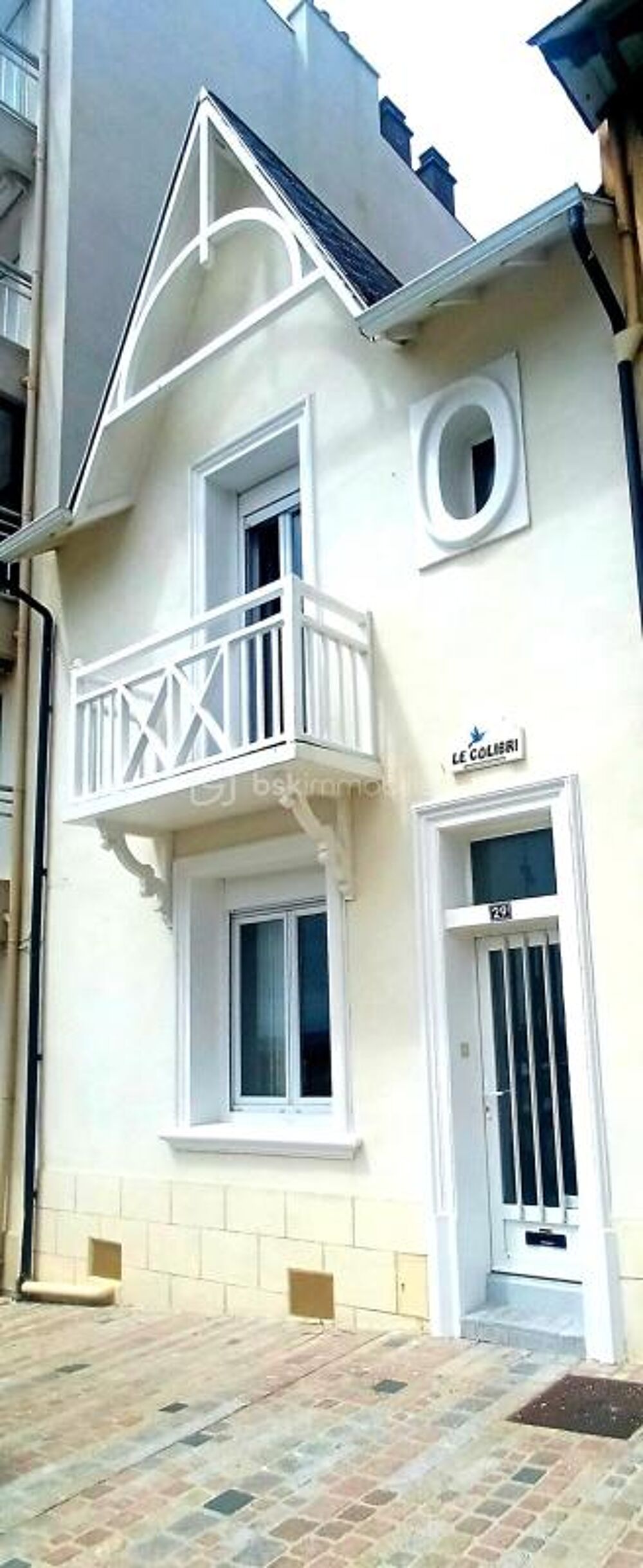 Vente Villa Villa de caractère en première ligne face à l'Océan- Remblai des Sables d'Olonne Les sables d olonne