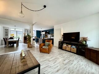  Maison  vendre 8 pices 238 m