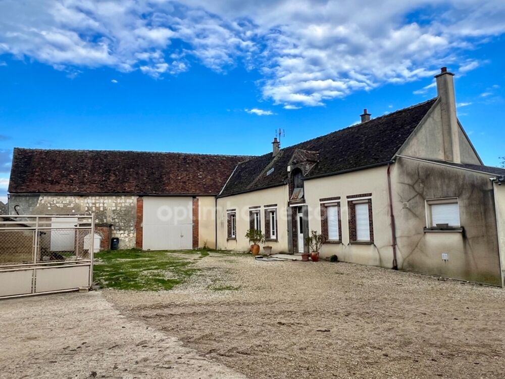 BRAY SUR SEINE (77) corps de ferme avec gros potentiel daménagement