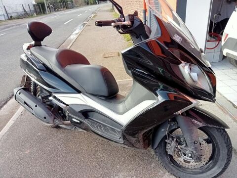 Scooter PEUGEOT 2019 occasion Aix En Pevele 59310