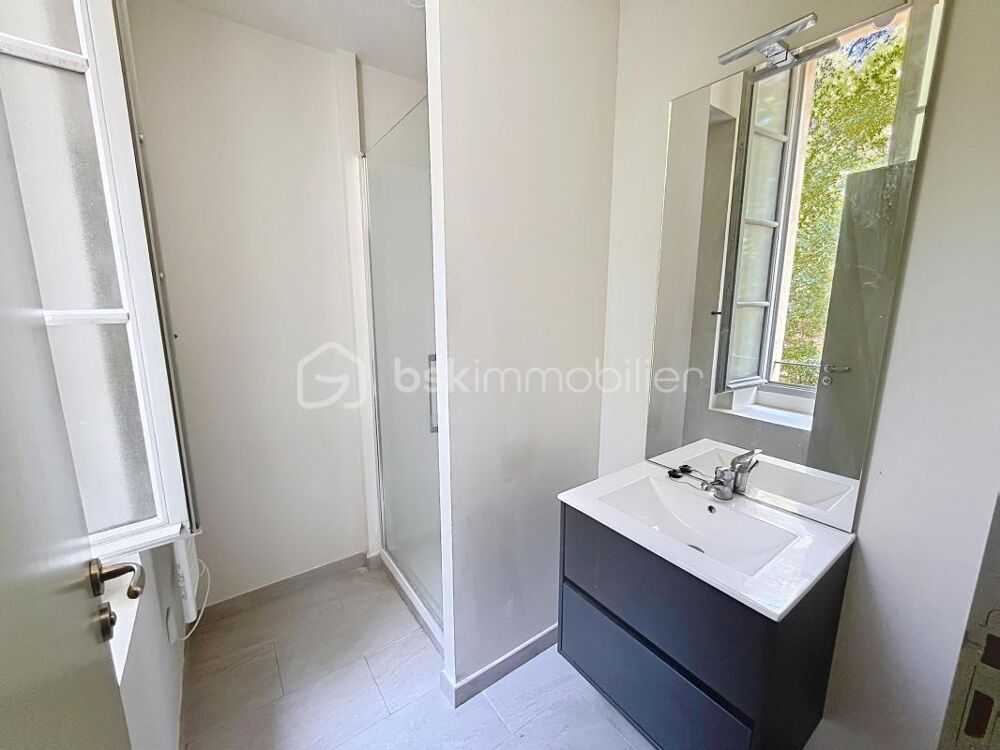 Vente Appartement Appartement 3 pièces + parking privatif Nimes