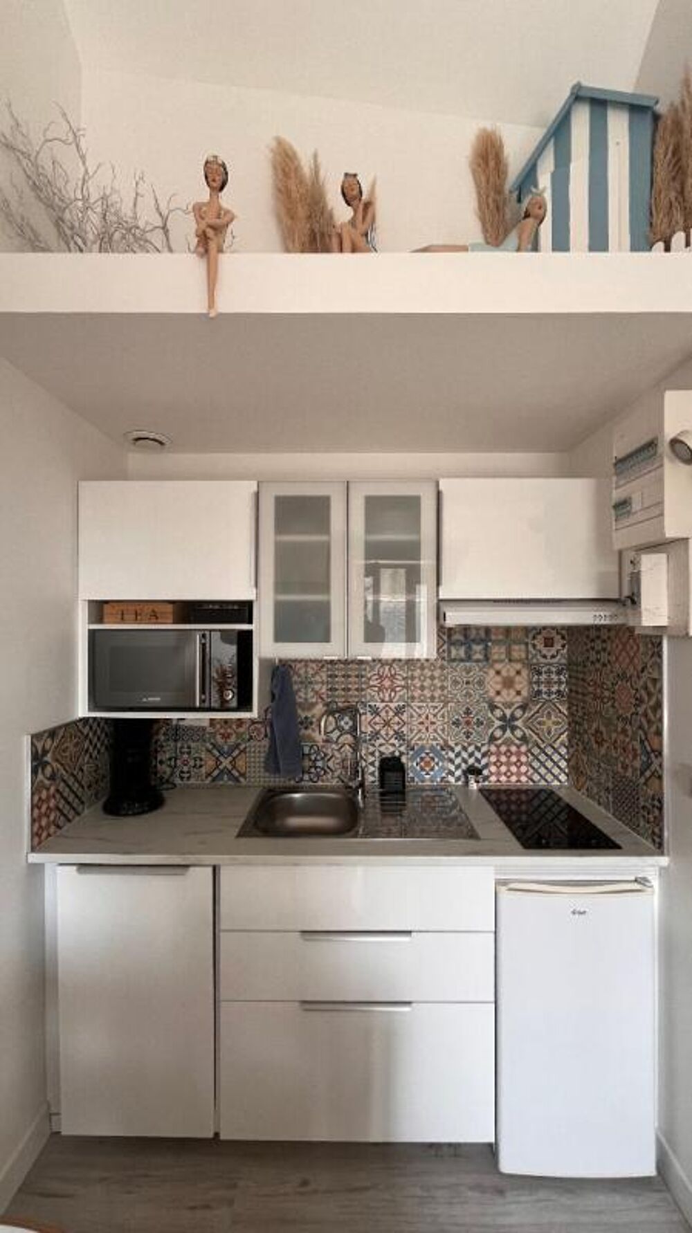 LE CROISIC - Appartement T2 de 21 m², entièrement rénové avec soin, vendu meublé et parfaitement équipé