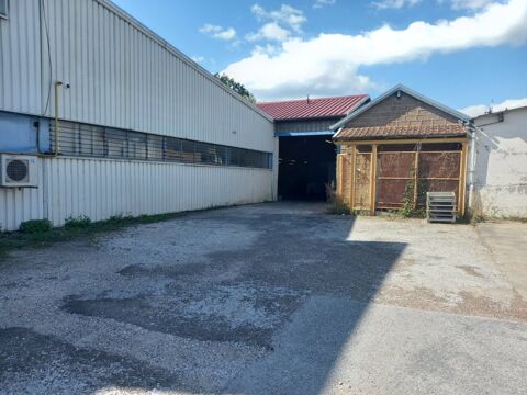   A vendre - BATIMENT INDUSTRIEL à MISEREY-SALINES 