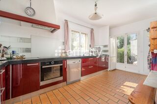  Villa à vendre 6 pièces 170 m²