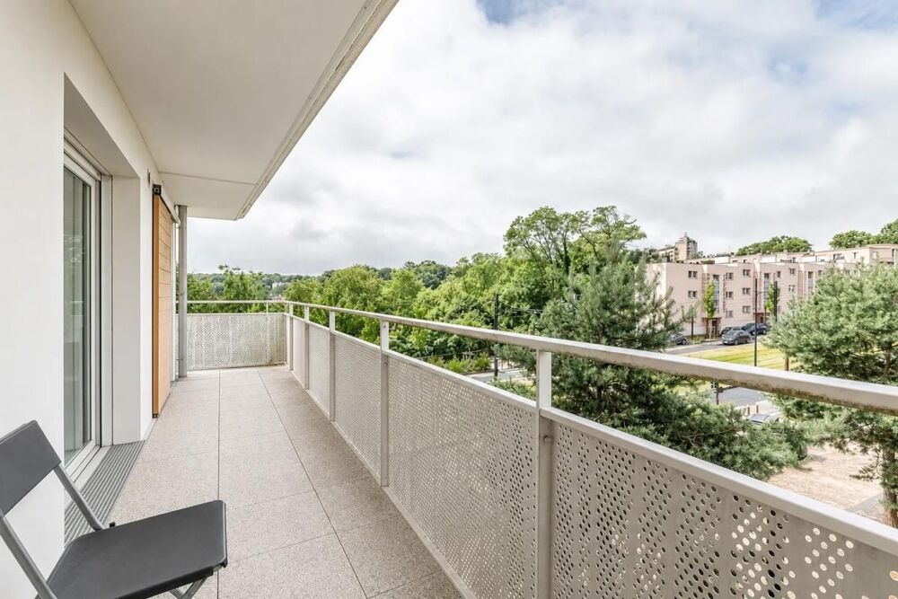 Appartement 4 pièces de 81 m2 situé à Châtenay-Malabry