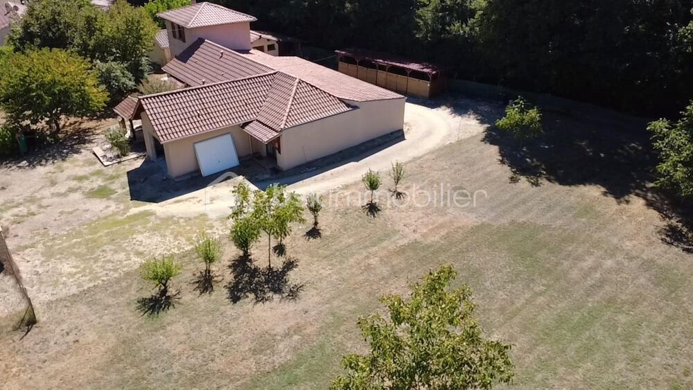 Vente Maison ? MOULEYDIER – MAISON DE CARACTÈRE • 3 CHAMBRES • TERRAIN 2 070 m² Mouleydier