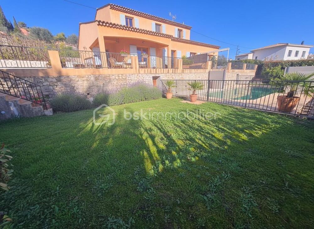 à vendre  Maison Vallauris (06220)