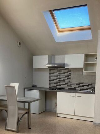  Appartement à louer 2 pièces 42 m²