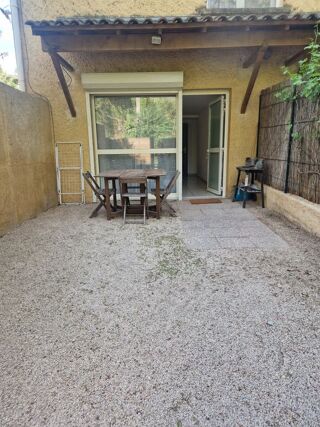  Appartement à louer 2 pièces 55 m²