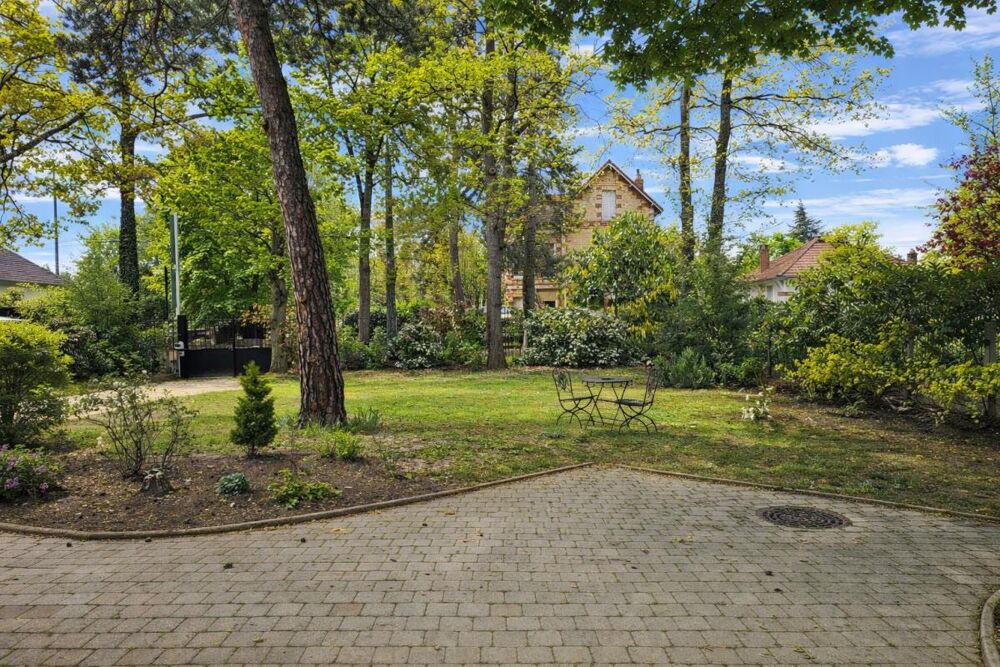 Vente Maison DEMEURE D'EXCEPTION * QUARTIER PRISÉ DE LA CHASSE * Beauchamp