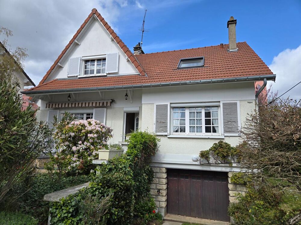 Maison Sainte Genevieve Des Bois 8 pièces 150 m2