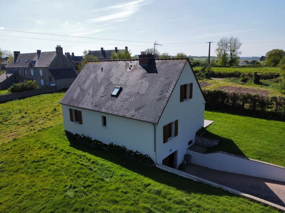 Vente Maison Propriété rare avec bâtiment indépendant de 563 m² sur 7 251 m² de terrain à Regnéville-sur-Mer (50) Regneville sur mer