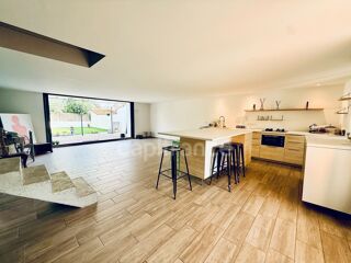  Maison � vendre 5 pi�ces 140 m�