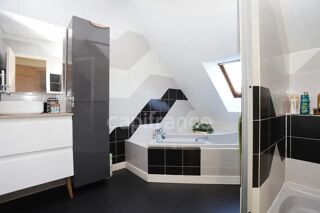  Maison à vendre 8 pièces 238 m²