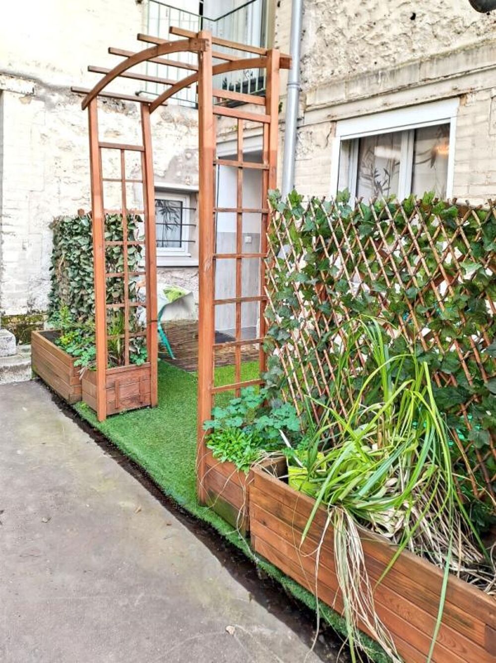 Appartement T1 Chalons En Champagne 1 pièce(s) 23.9 m2 Garage