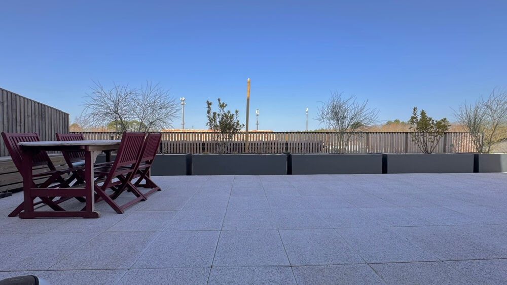 Superbe T4 triplex de 93m² + terrasse de 62 m² !