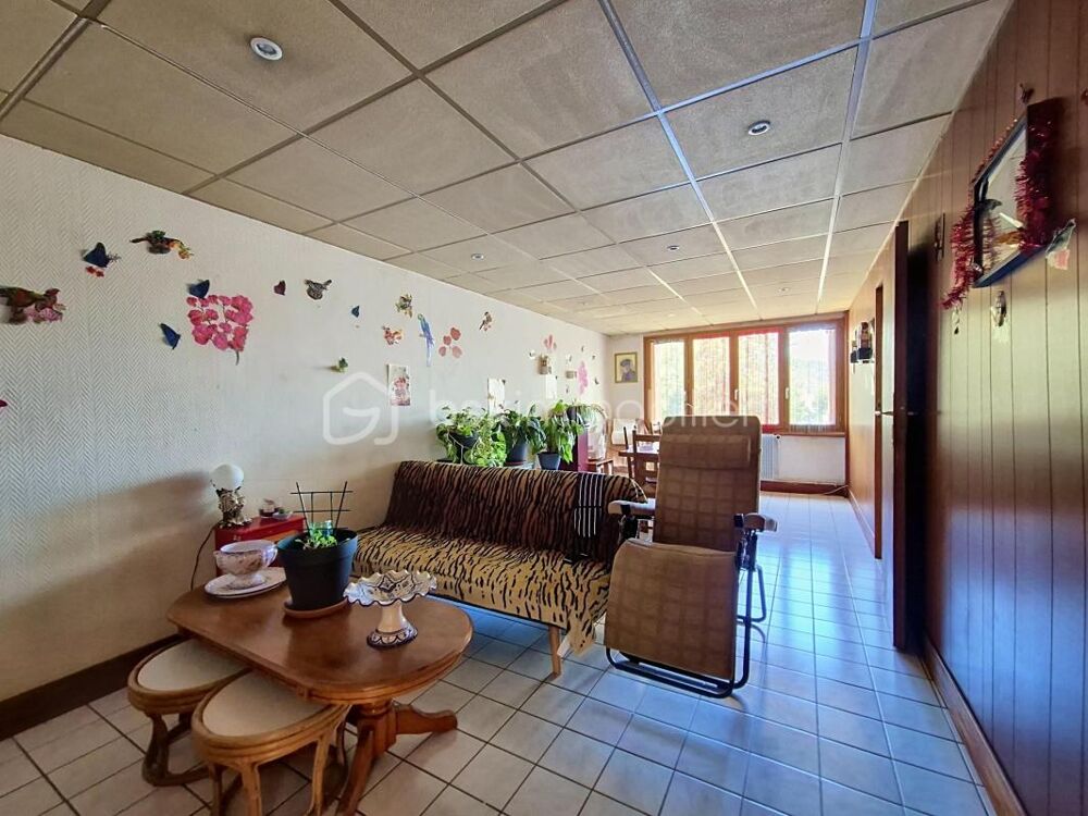 Appartement F3 vendu loué, en plein centre de Pont-Audemer !