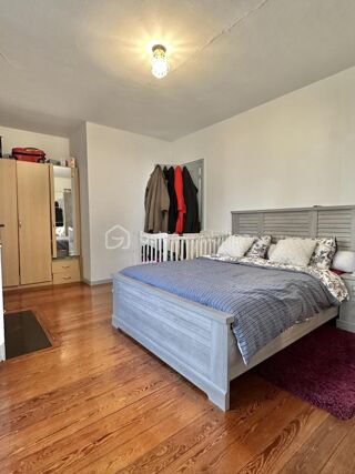  Immeuble � vendre 8 pi�ces 165 m�