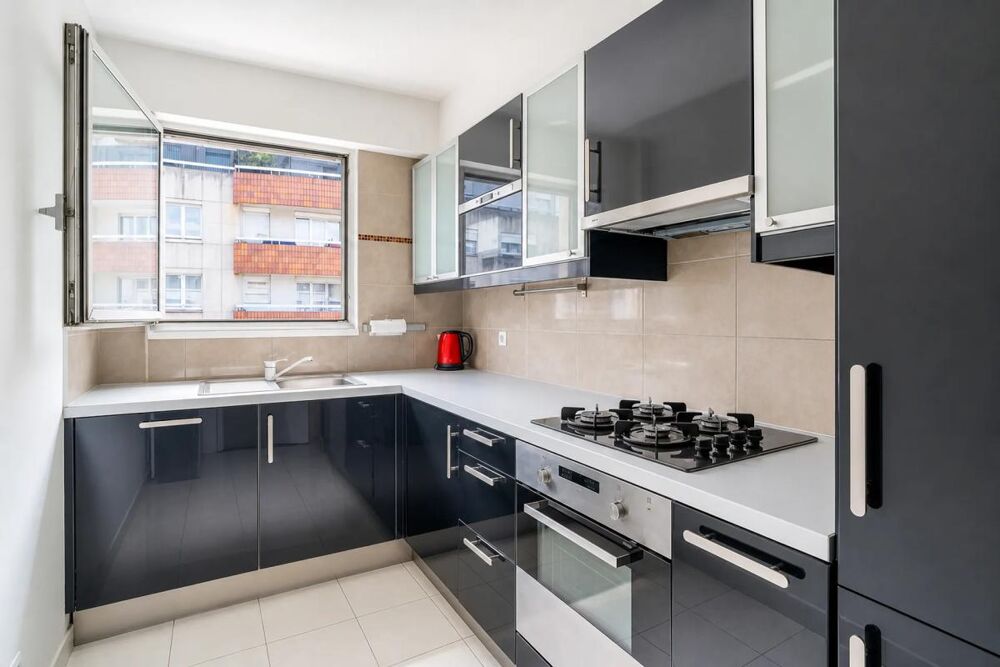 Vente Appartement Appartement de 3 pièces de 62 m², Balcon de 18m2 à Courbevoie Courbevoie