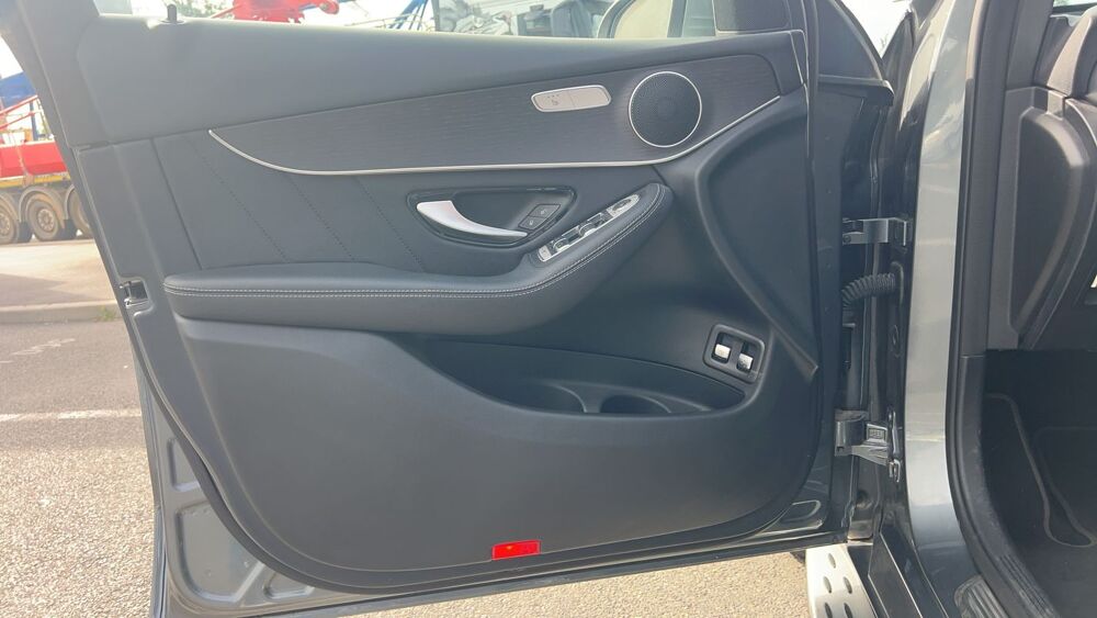 Classe GLC 300 e 9G-Tronic 4Matic AMG Line 2021 occasion 78500 Sartrouville