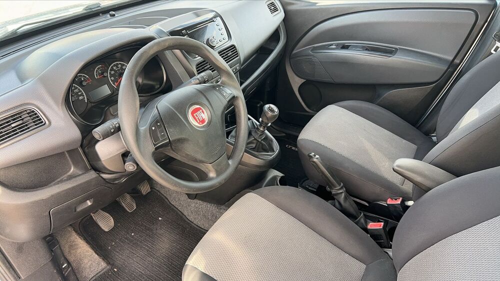 Doblo 1.6 Multijet 90 Emotion 2013 occasion 76240 Belbeuf