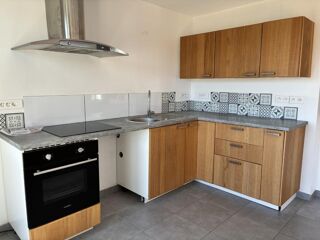  Appartement à louer 3 pièces 66 m²