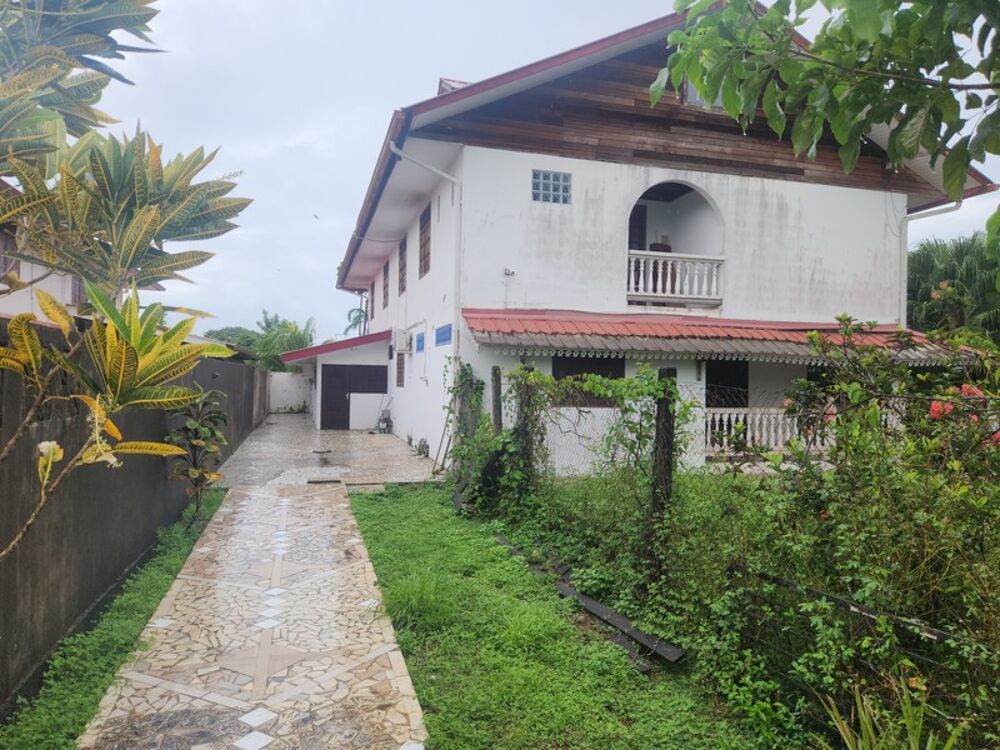 Maison à vendre 1 pièces ROURA (973)