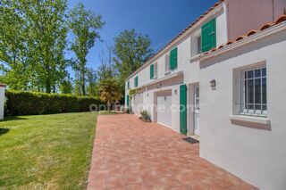  Maison à vendre 9 pièces 185 m²