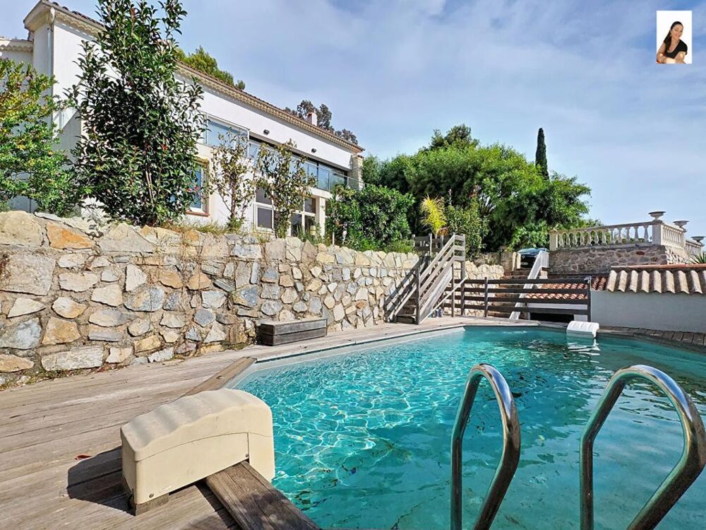 à vendre  Villa Carqueiranne (83320)