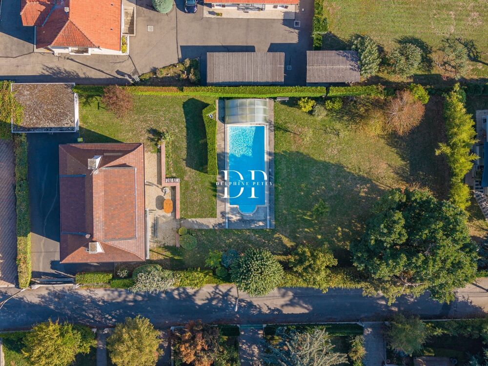 Vente Maison Annemasse, Maison de 287 m2 à vendre 7 pièces  (74) Terrain de 1700 m2 Annemasse