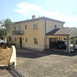  Villa à vendre 7 pièces 250 m²