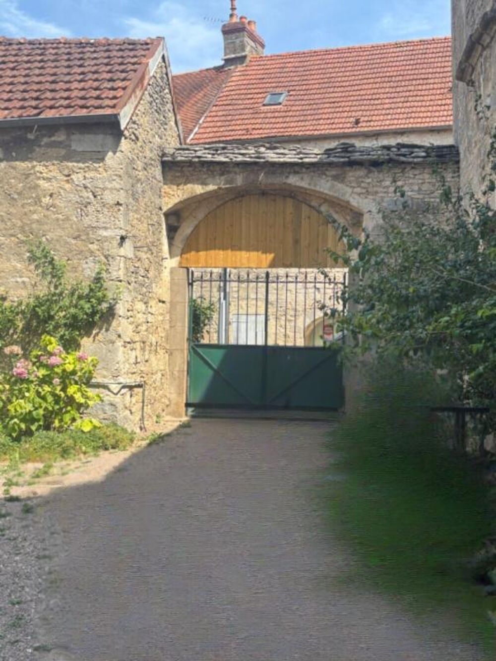 Maison 6 pièce(s) 168 m2 - Flavigny-sur-Ozerain