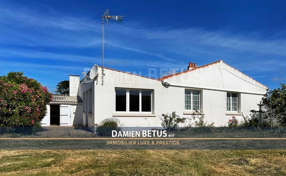 Maison à vendre 6 pièces GIVRAND, proche de SAINT GILLES CROIX DE VIE (85), jardin, garage, proche plage, verger