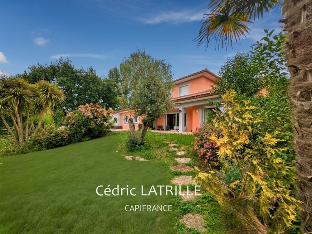 Maison à vendre 6 pièces ORLEIX (65)